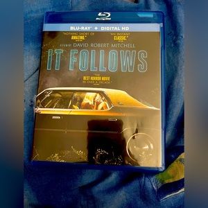 It follows blu ray dvd
